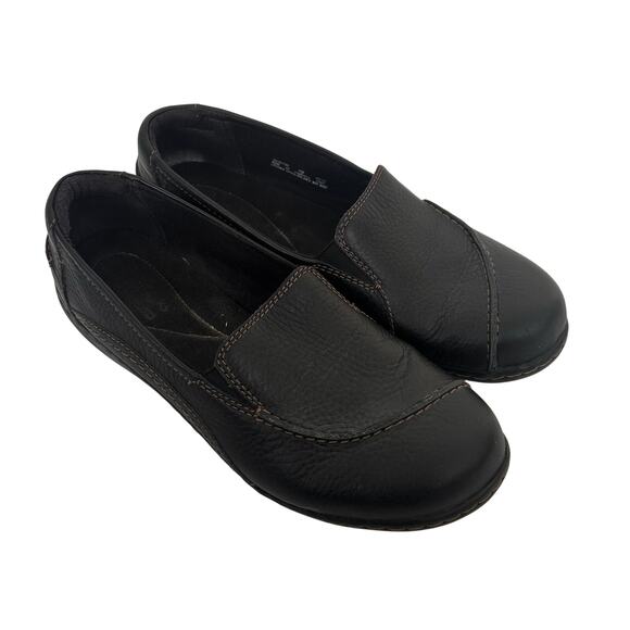 Clarks Black Leather Slip On Shoes Sz 7.5 - Picture 1 of 6